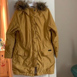 Abercrombie & Fitch gold winter coat. Size Large
